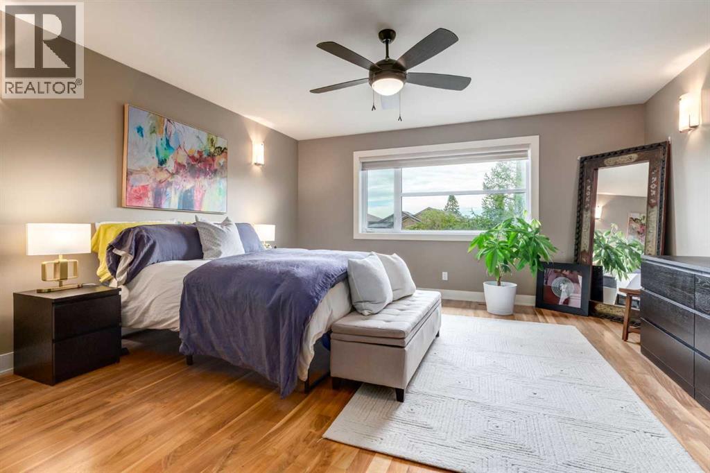 Single Family House for Sale in   Street SW Shaganappi Calgary 