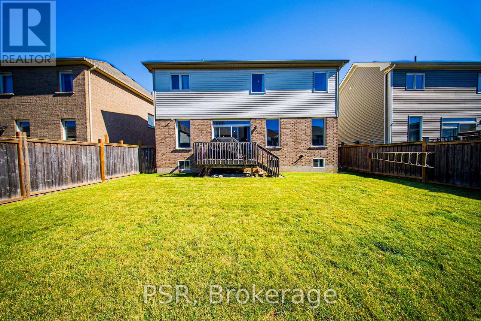 24 BURGESS CRESCENT - 32