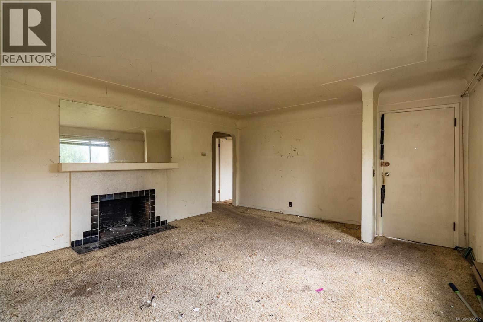  3330 Harriet Road, Saanich