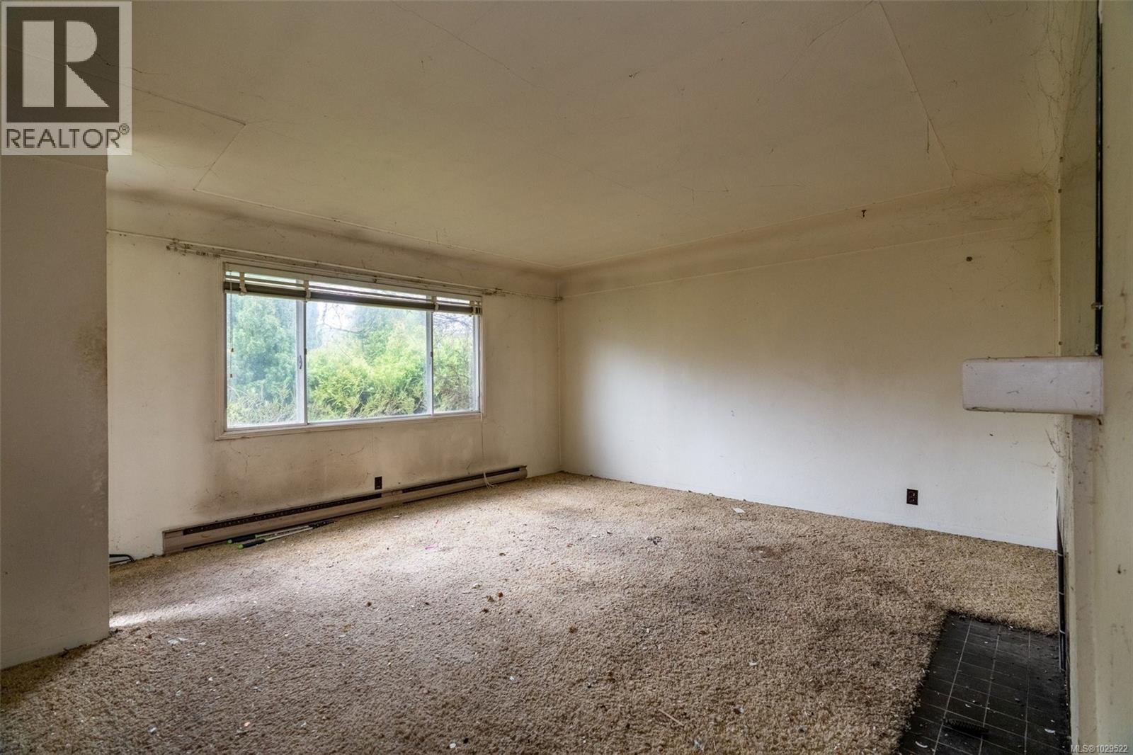  3330 Harriet Road, Saanich