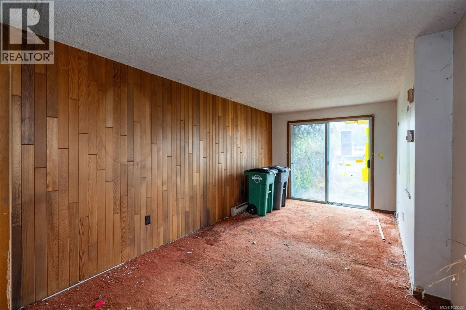  3330 Harriet Road, Saanich