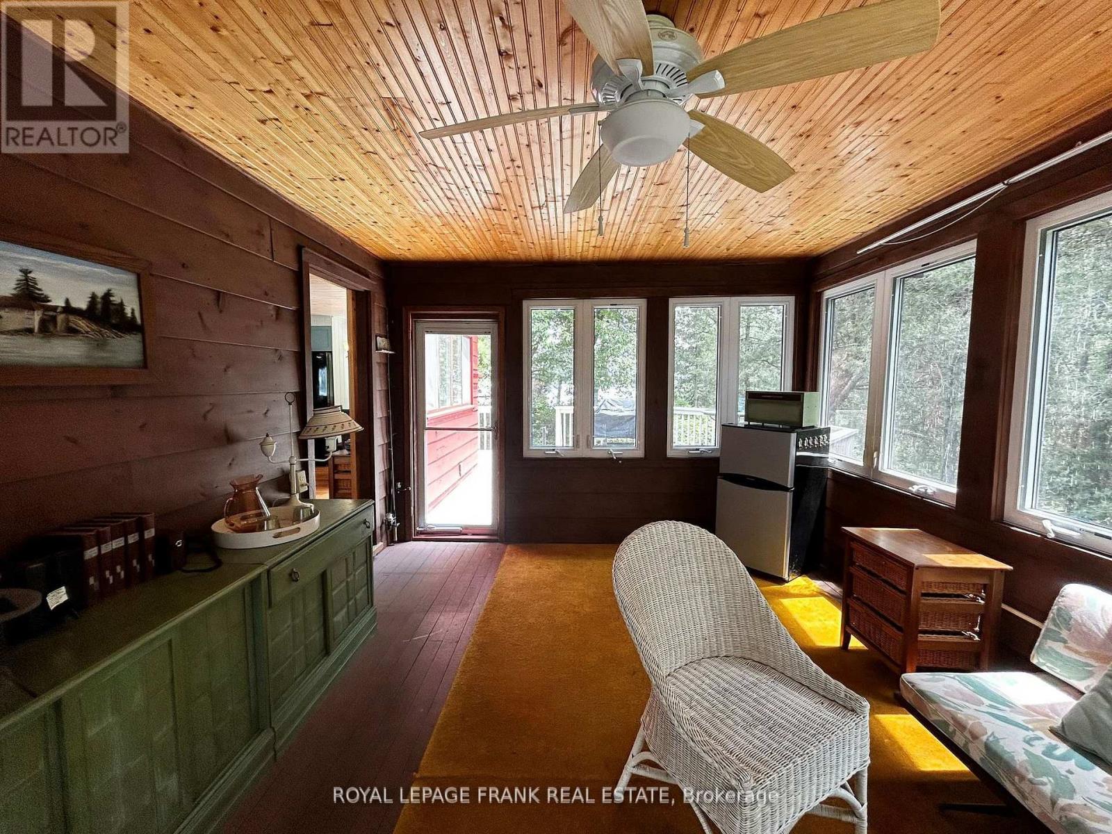 2295 STONY LAKE ISL 17 - 19