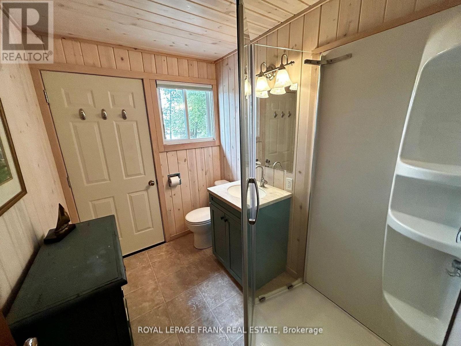 2295 STONY LAKE ISL 17 - 14