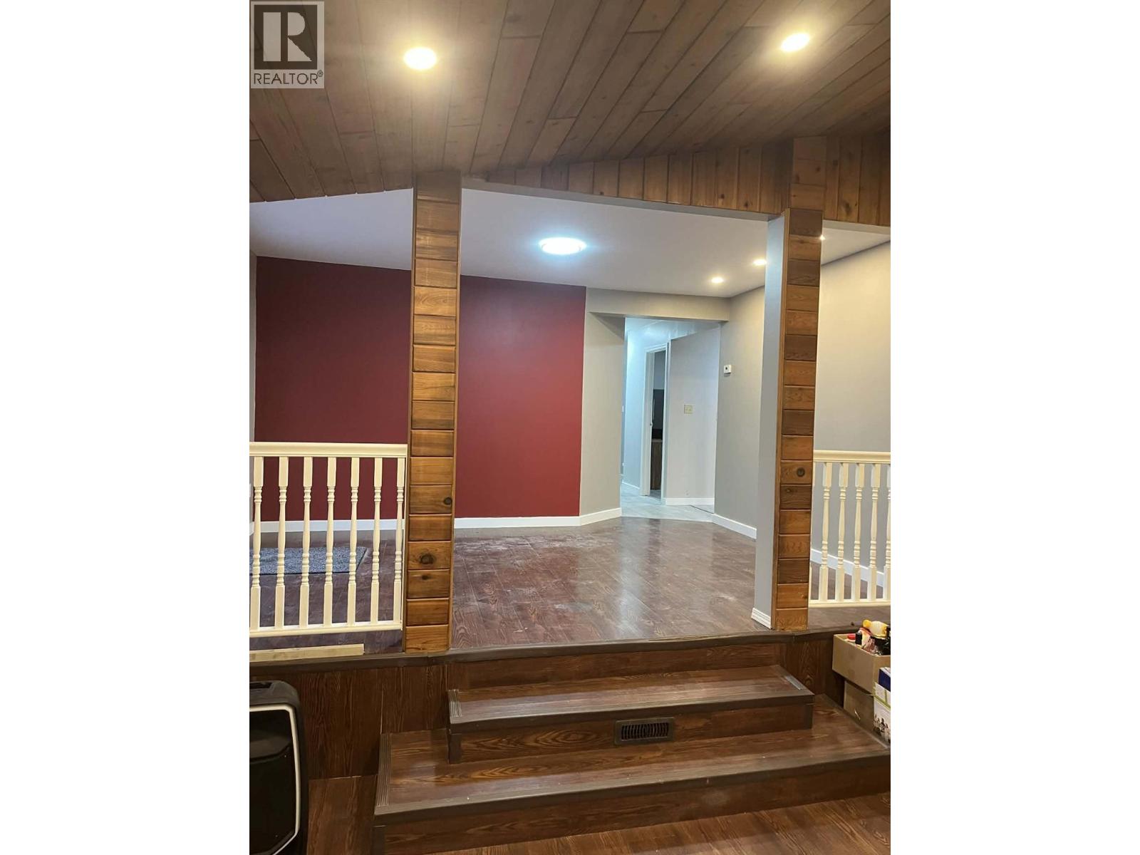 3116 3 Highway, Erickson