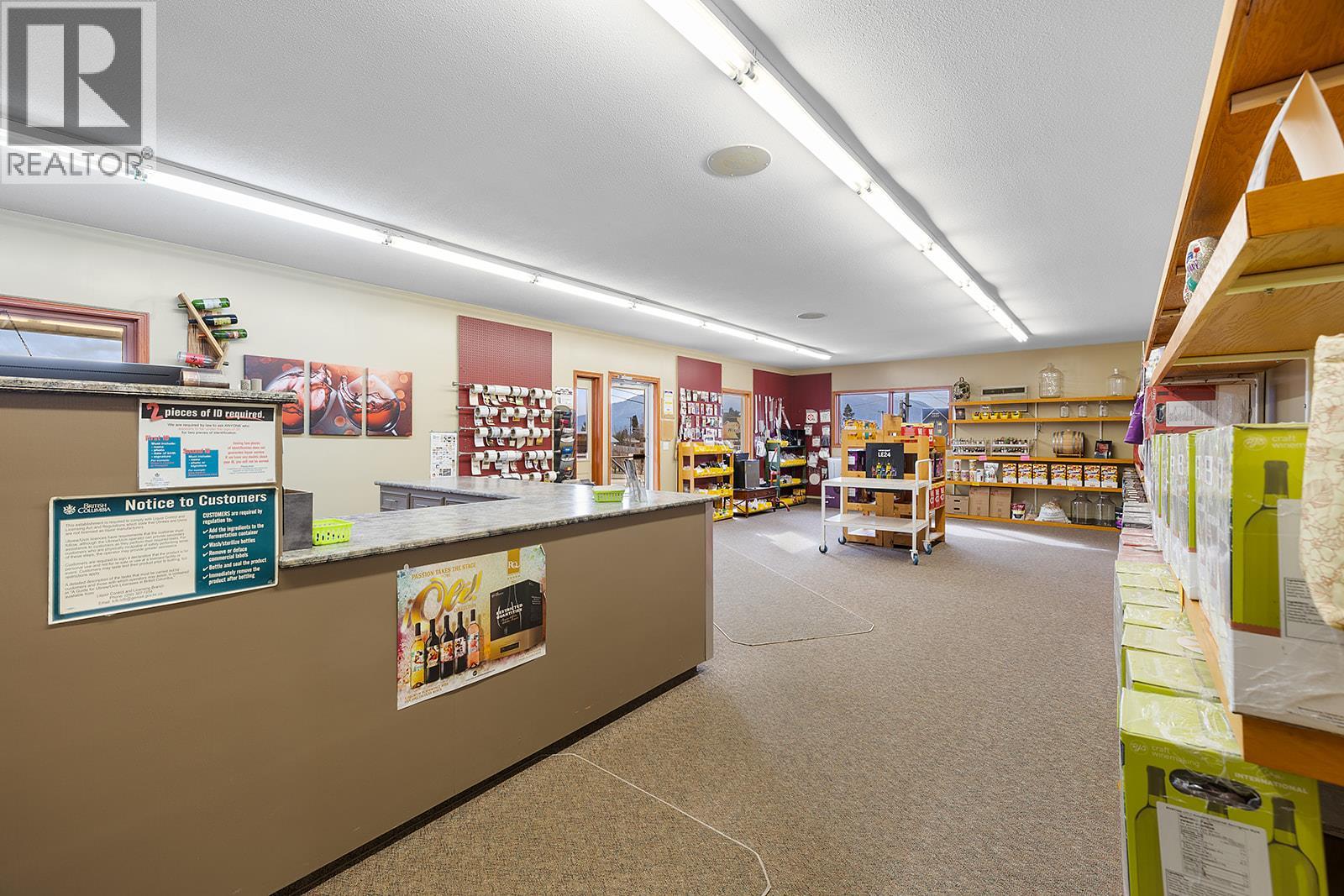 3116 3 Highway, Erickson