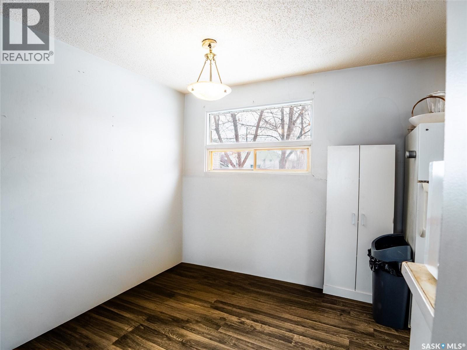 Single Family House Bungalow for Sale in  Williams STREET Regina 