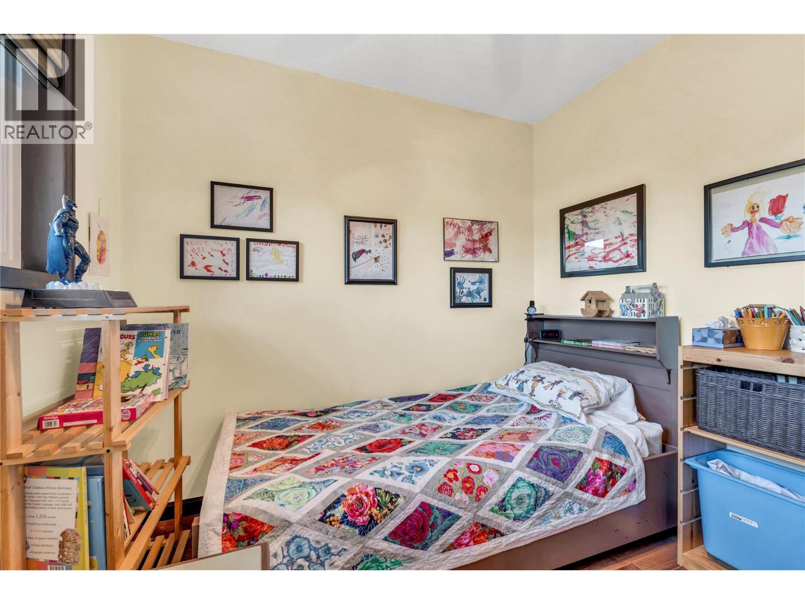 10112 Beavis Place, Summerland