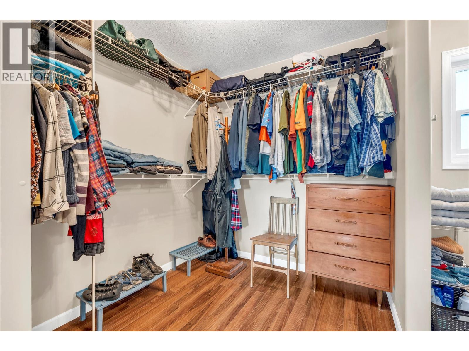 10112 Beavis Place, Summerland