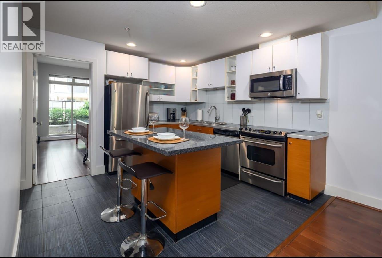 32 728 W 14TH STREET — photo 3