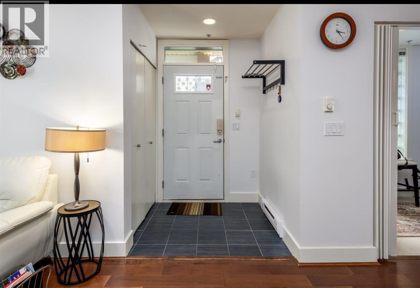 32 728 W 14TH STREET — photo 11