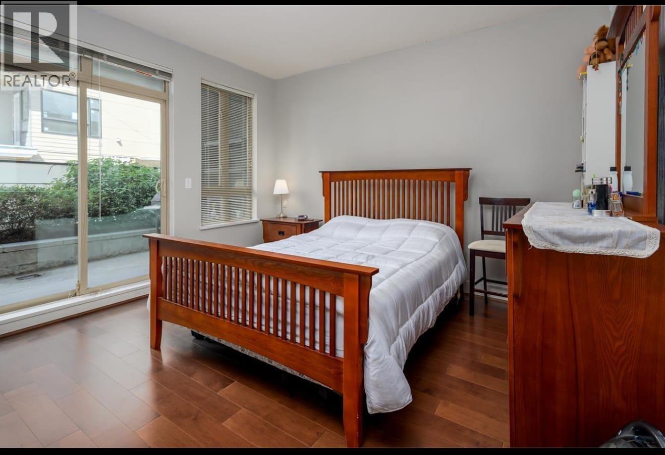 32 728 W 14TH STREET — photo 15