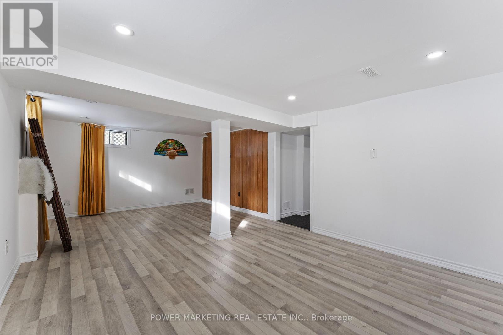 935 GOREN AVENUE - 19