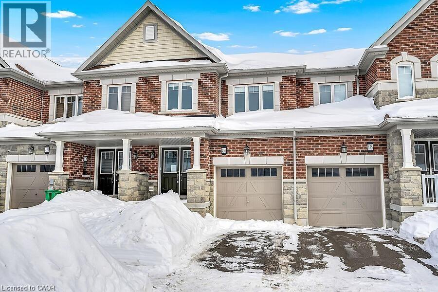 457 QUEEN MARY DRIVE - 1