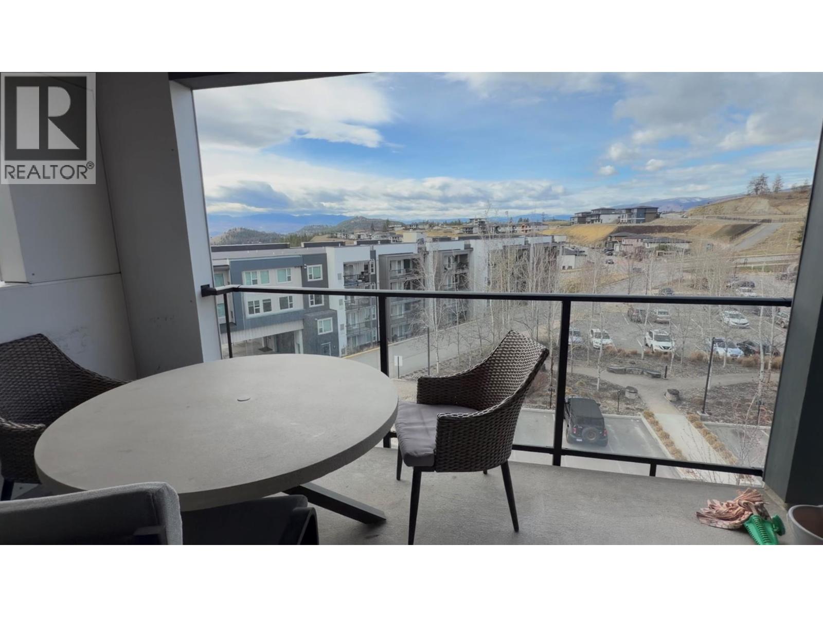 #PH25 775 Academy Way - 1