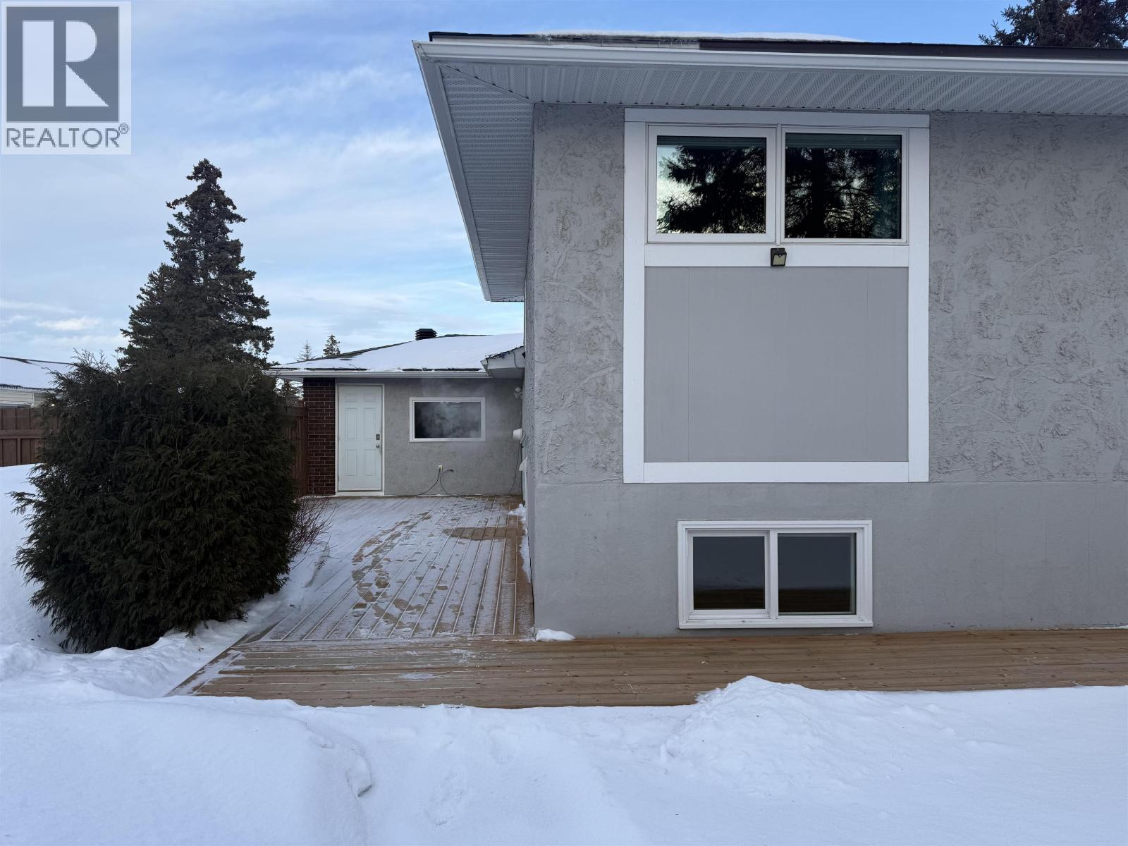 77 PRINCESS CRESCENT - 29