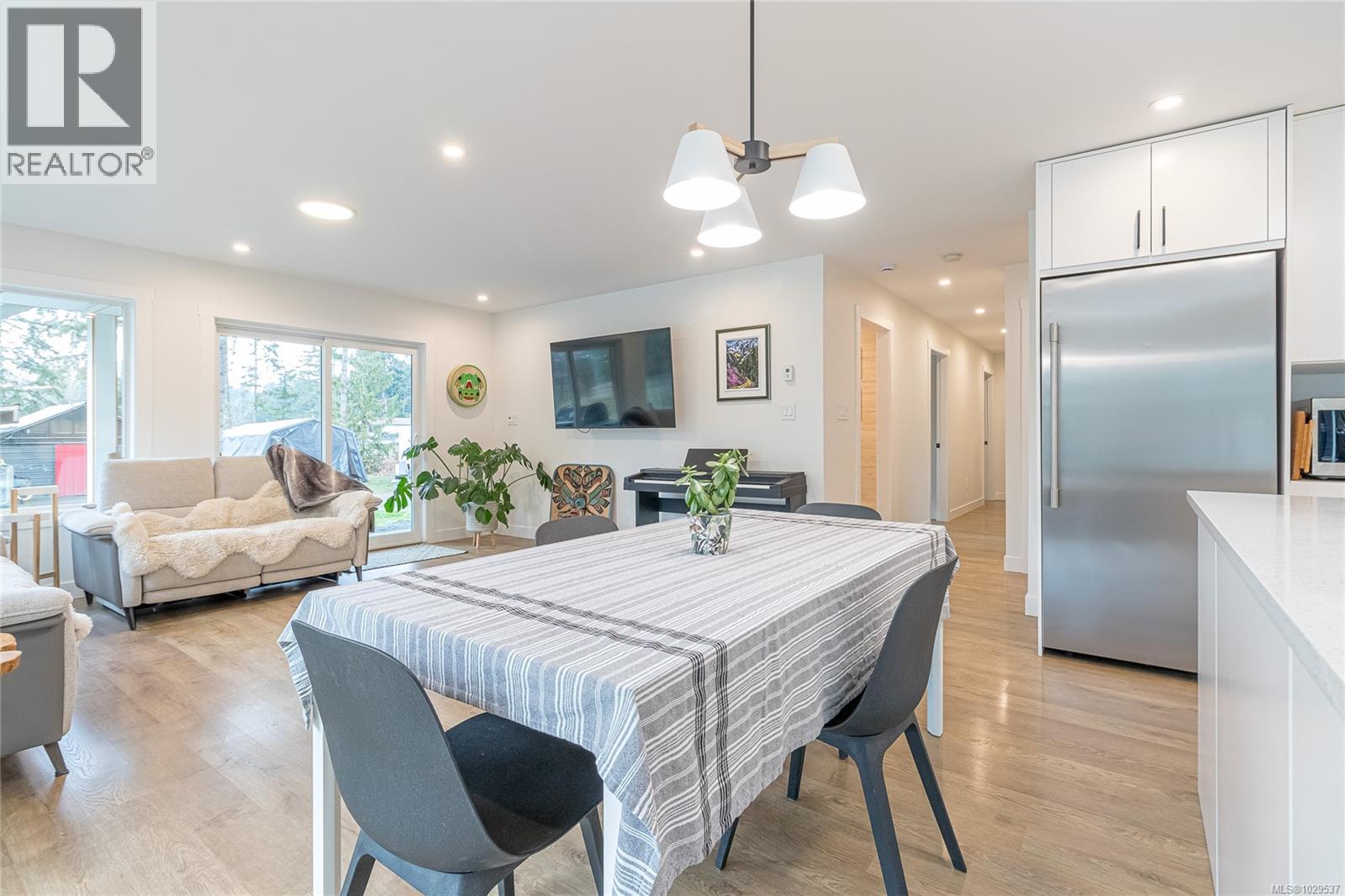 1119 BELLEVUE RD - 11