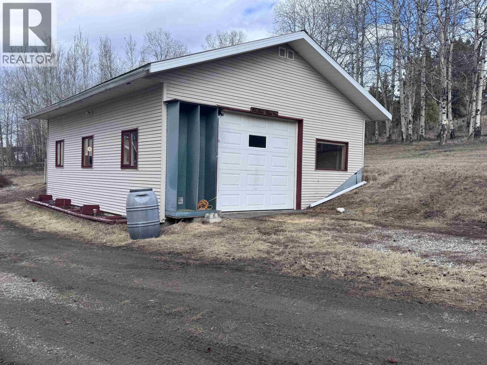 2580 CHIMNEY LAKE ROAD - 17