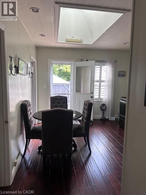84 BARONS AVENUE N - 12