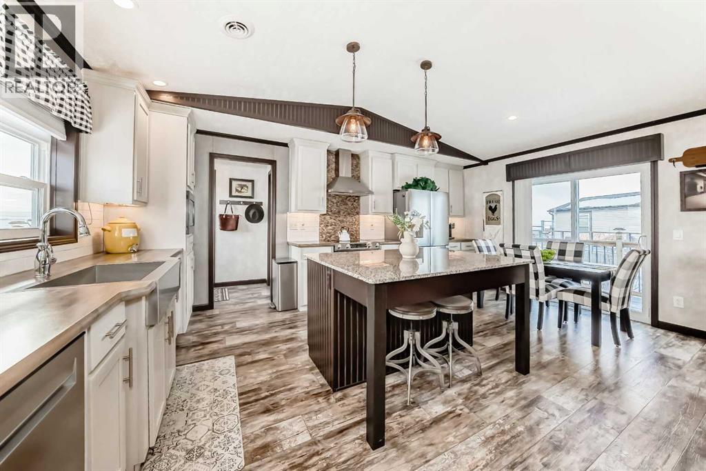 15 MACKENZIE RANCH Way, Lacombe