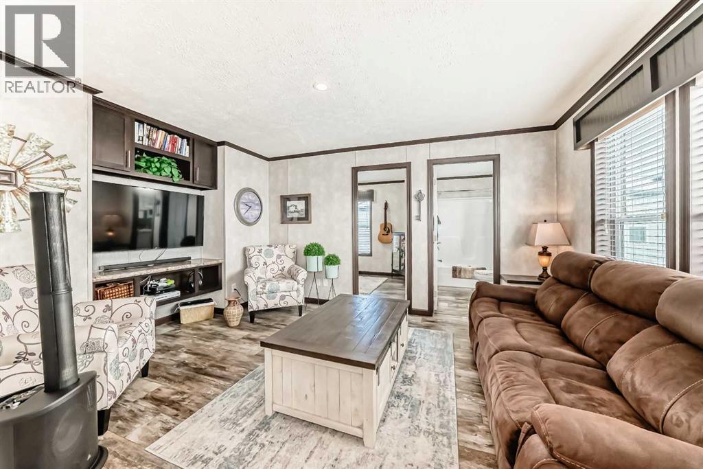 15 MACKENZIE RANCH Way, Lacombe