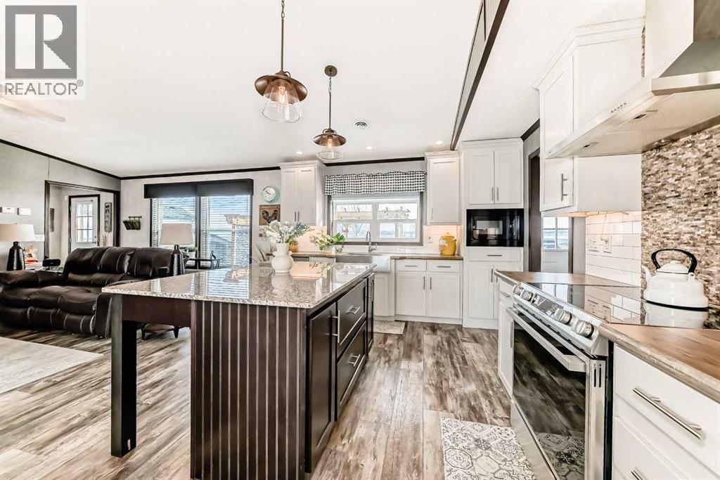 15 MACKENZIE RANCH Way, Lacombe