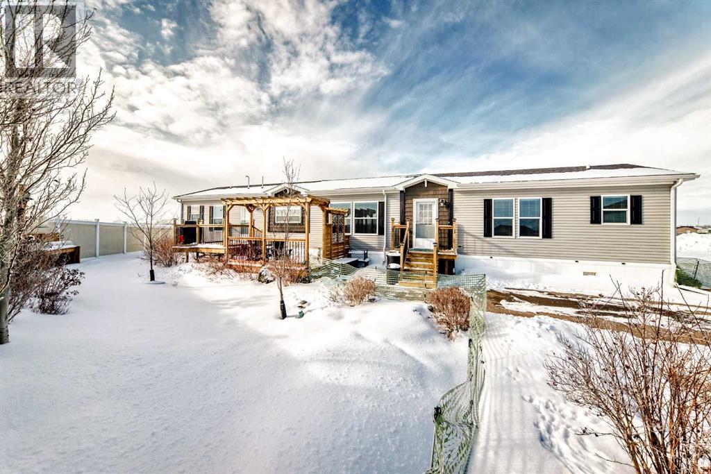 15 MACKENZIE RANCH Way, Lacombe