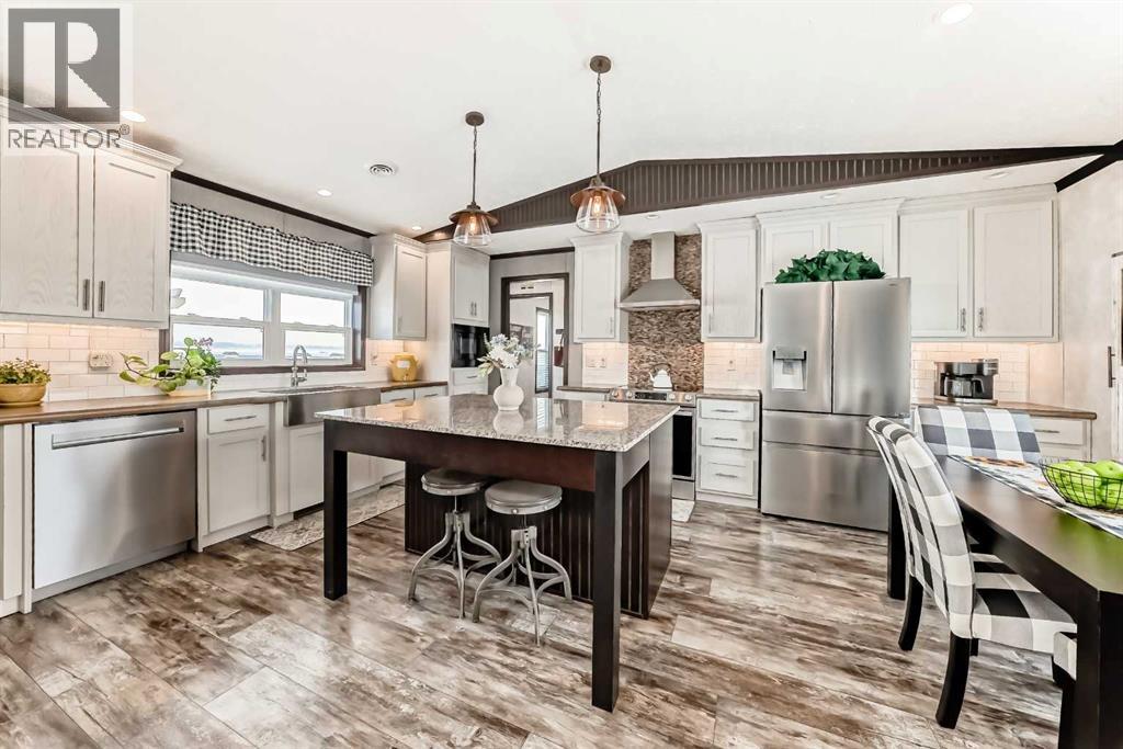 15 MACKENZIE RANCH Way, Lacombe