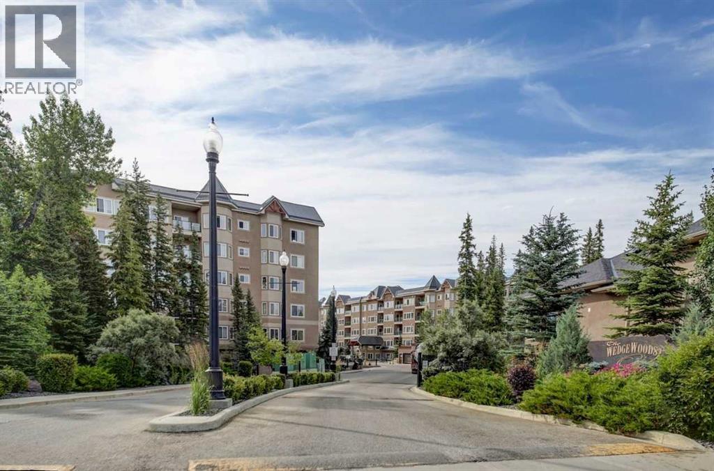 Single Family House for Sale in   Discovery Ridge Close SW Discovery Ridge Calgary 