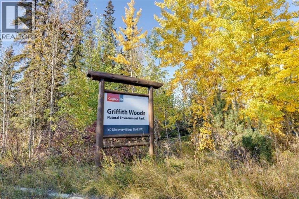 Single Family House for Sale in   Discovery Ridge Close SW Discovery Ridge Calgary 