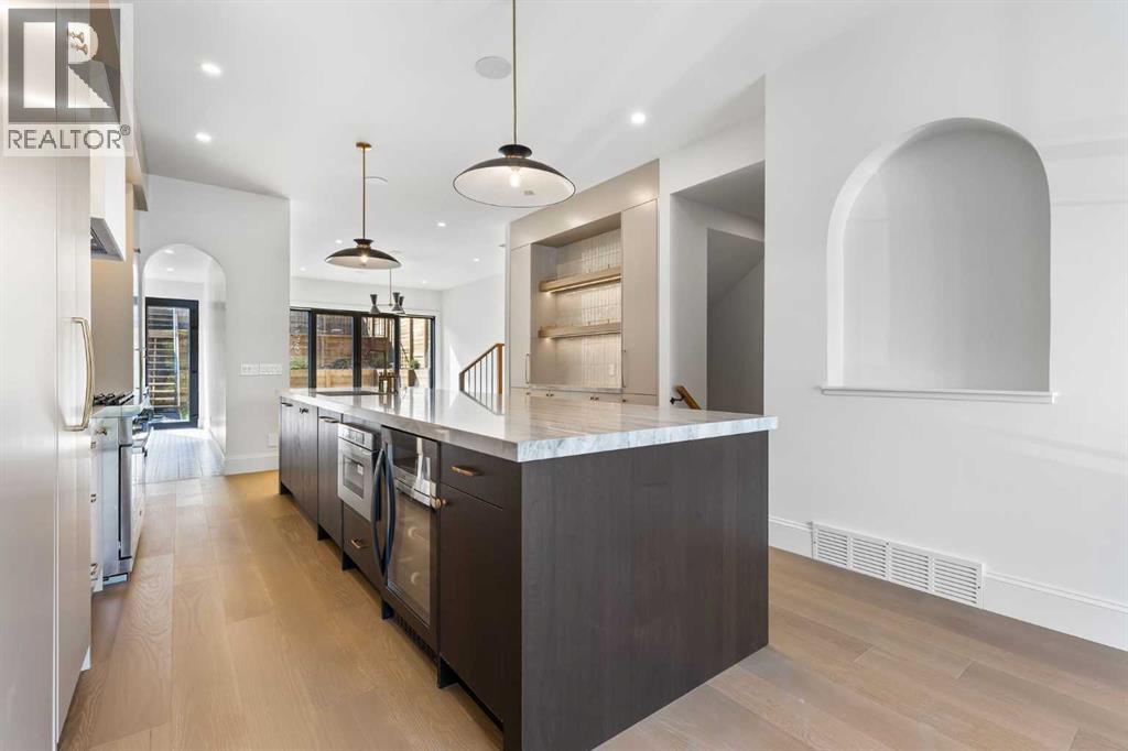 Single Family House for Sale in   Avenue SW South Calgary Calgary 