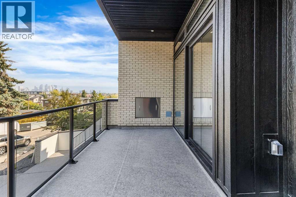 Single Family House for Sale in   Avenue SW South Calgary Calgary 