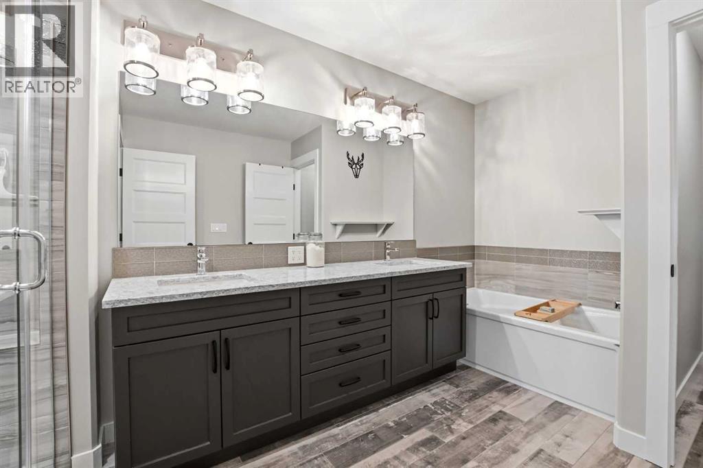 4625 48 Street, Sylvan Lake