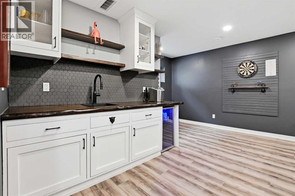 4625 48 Street, Sylvan Lake