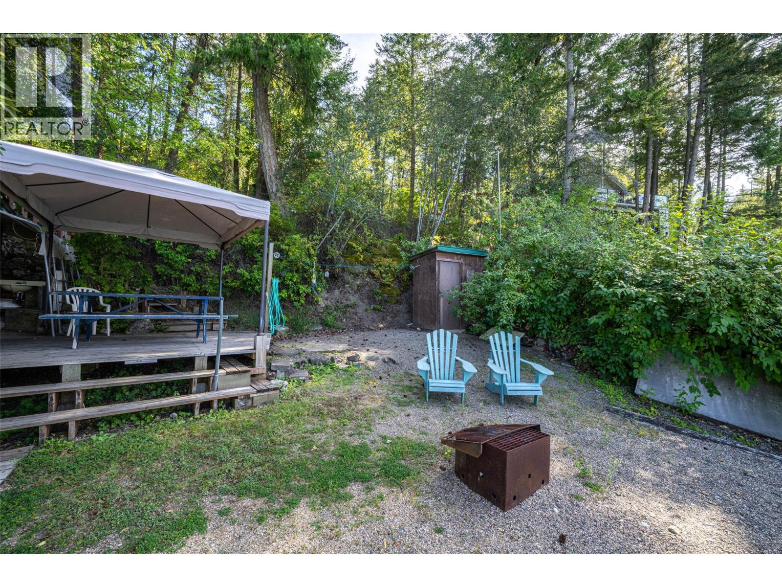 5799 Cosens Bay Road - 37
