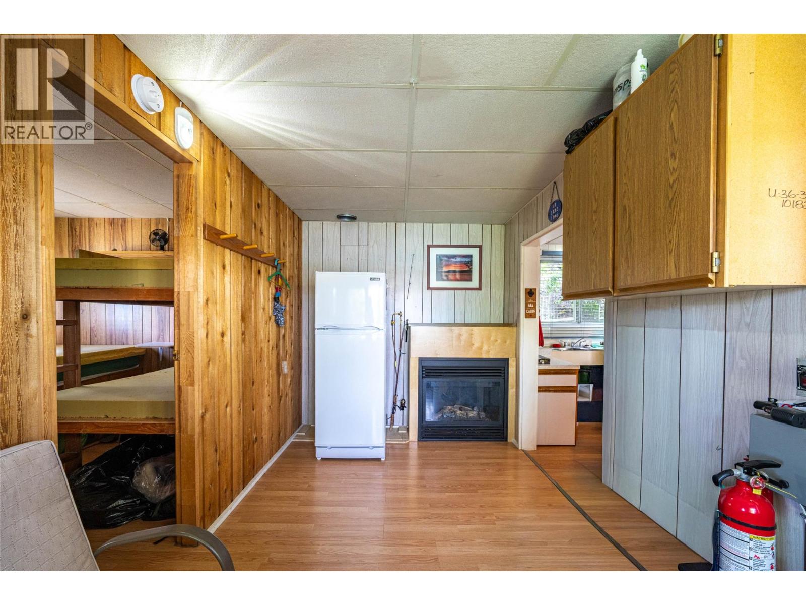 5799 Cosens Bay Road - 46