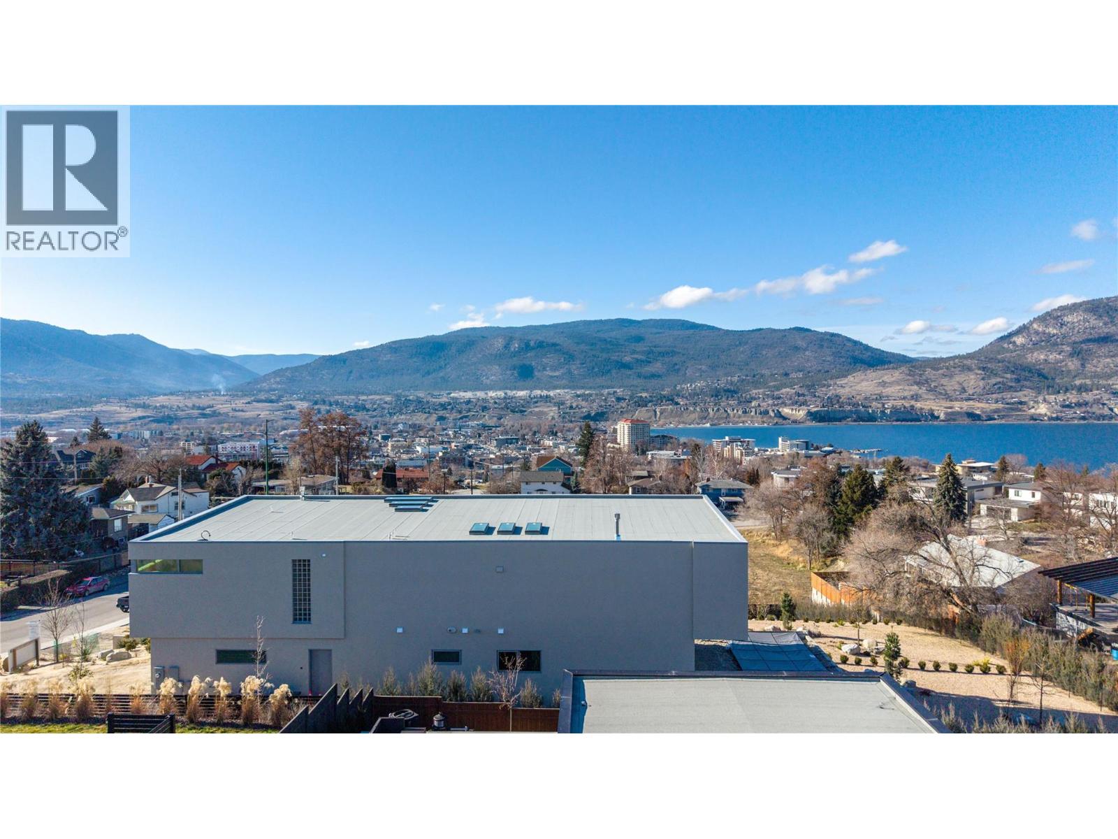 765 Westminster Avenue E, Penticton