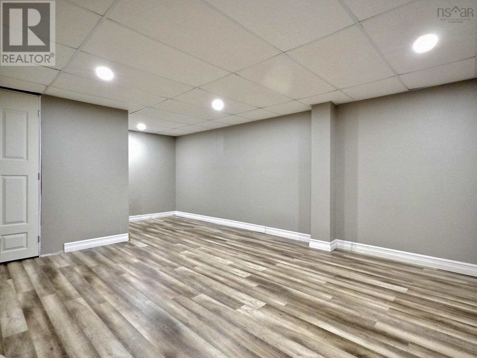 Property 33 of 40 of 1279 MACGARRY ROAD