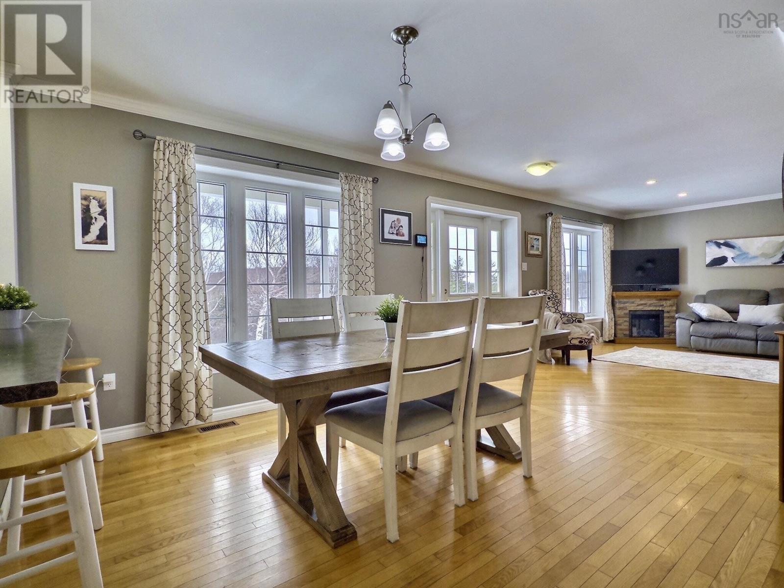 Property 16 of 40 of 1279 MACGARRY ROAD