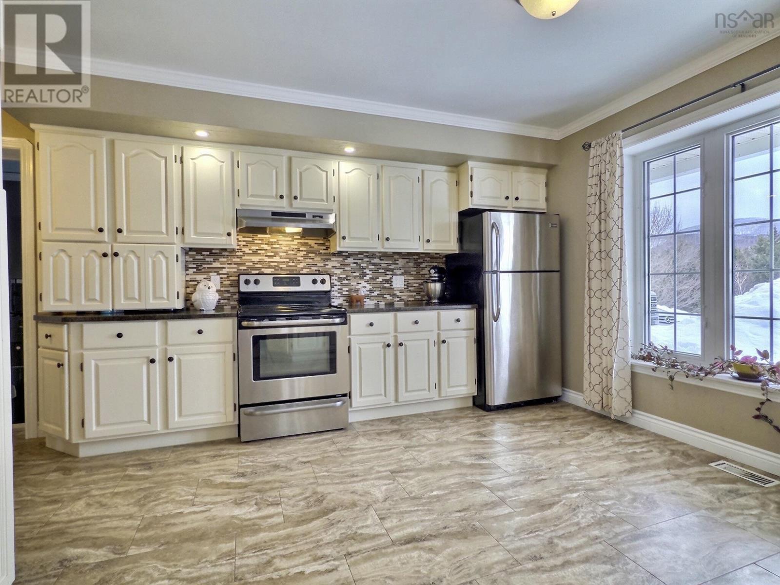 Property 23 of 40 of 1279 MACGARRY ROAD