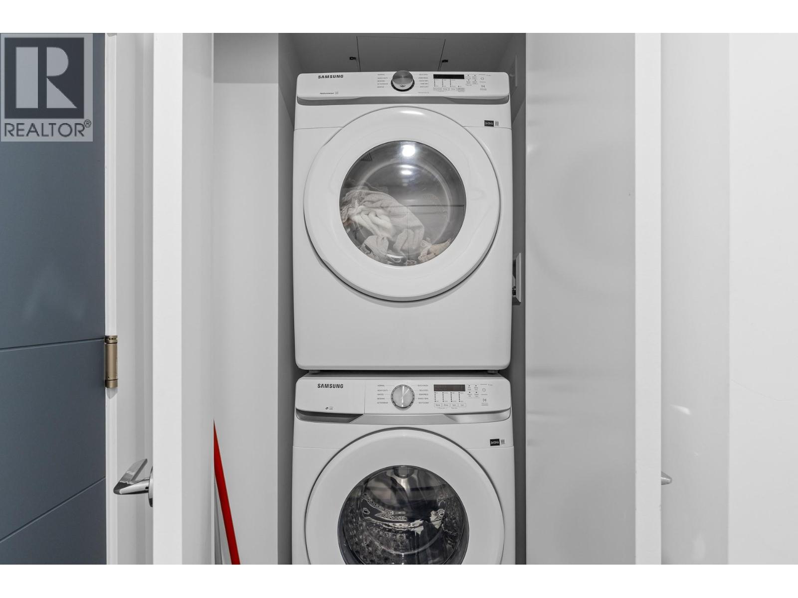 805 1488 Bertram Street, Kelowna