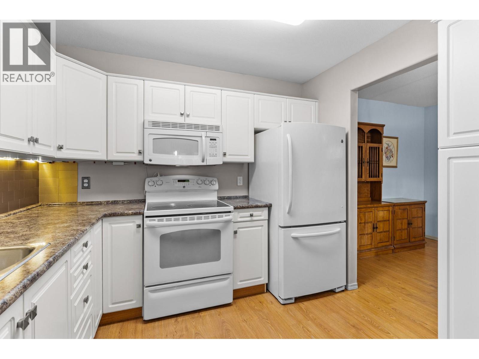 933 Harvey Avenue Unit# 303, Kelowna