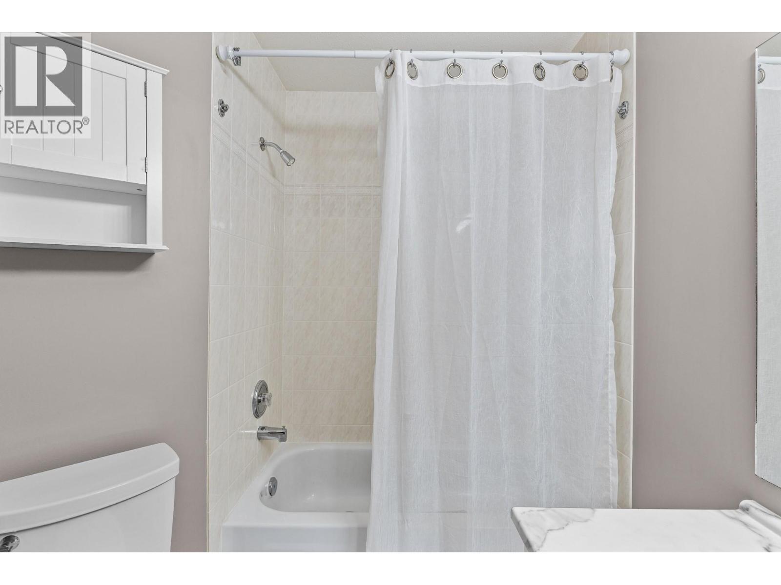 #303 933 Harvey Avenue - 22