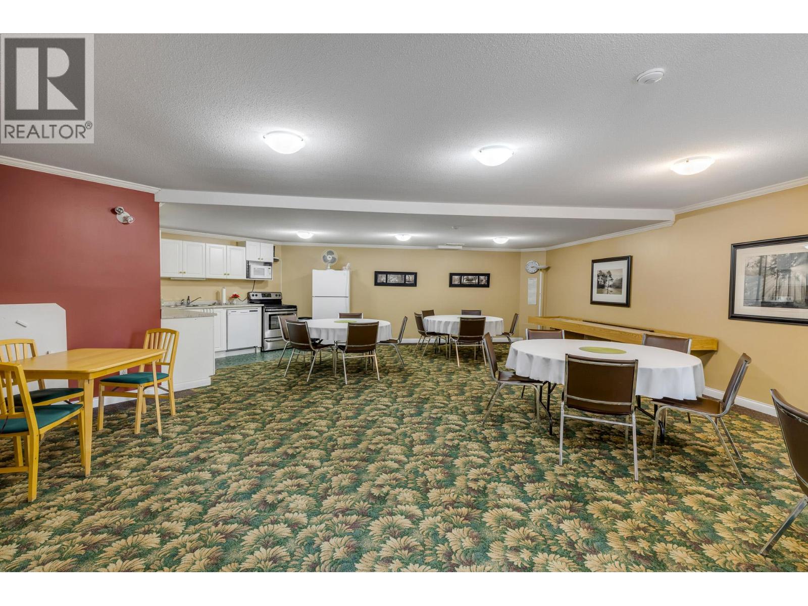 933 Harvey Avenue Unit# 303, Kelowna