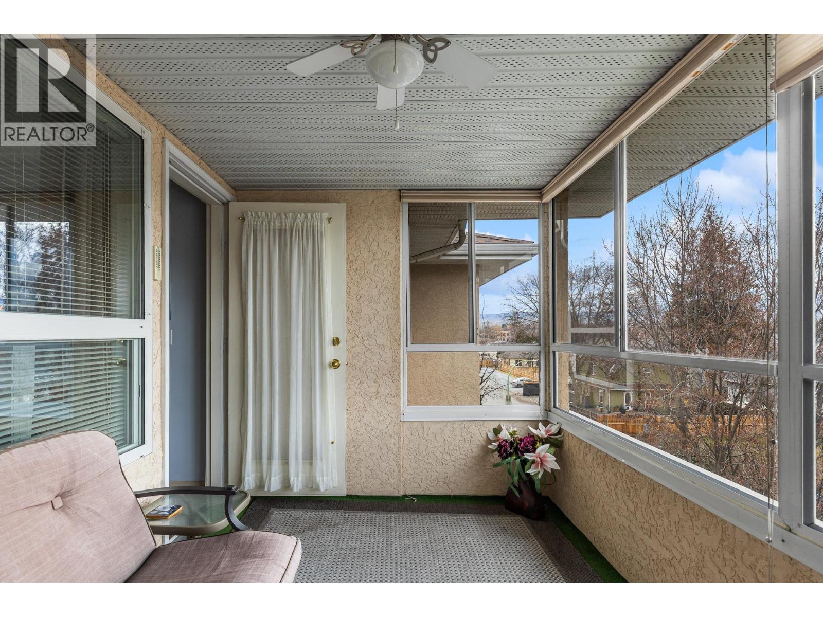 933 Harvey Avenue Unit# 303, Kelowna