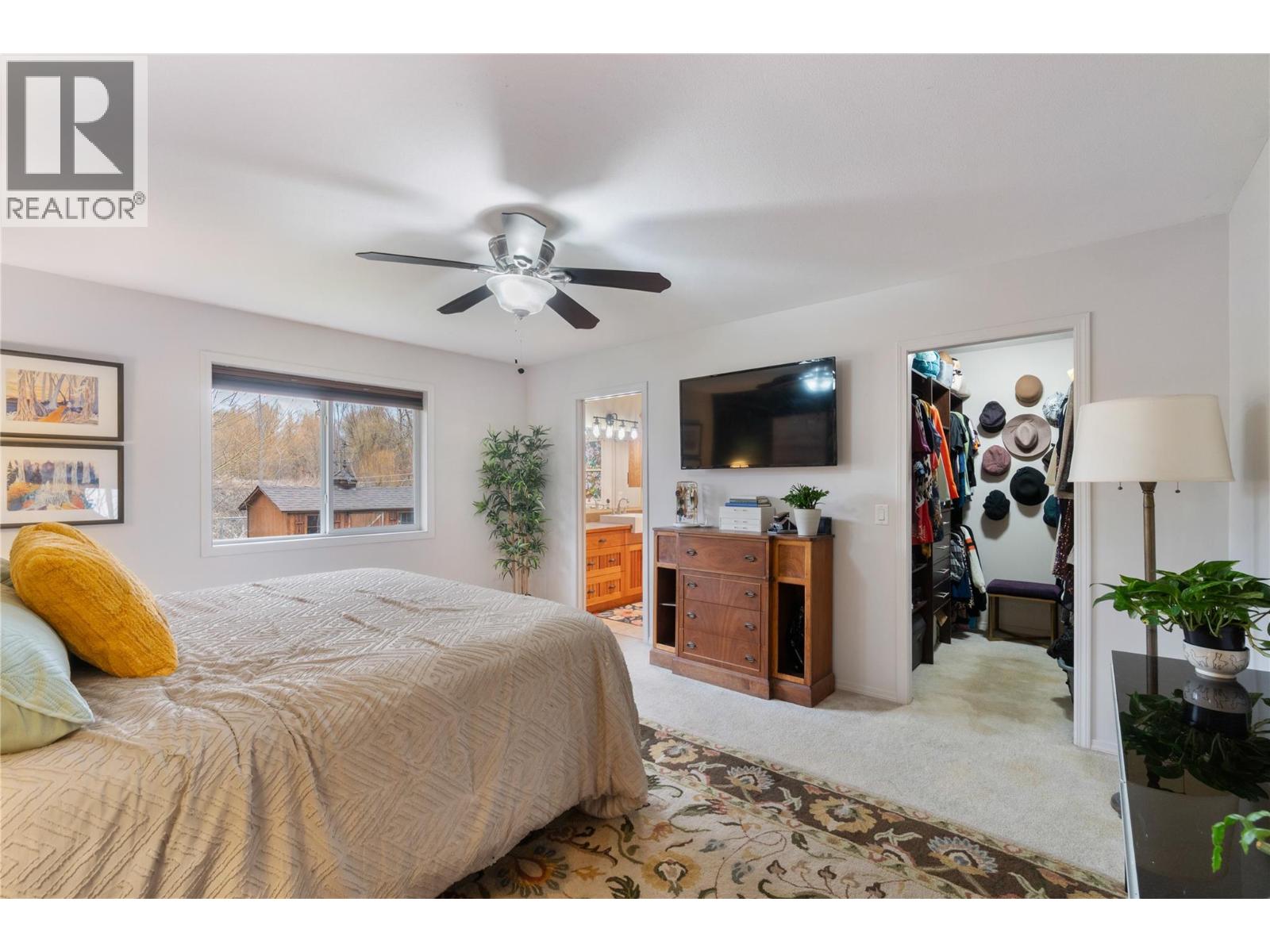  3960 50 Street Northeast, Salmon Arm