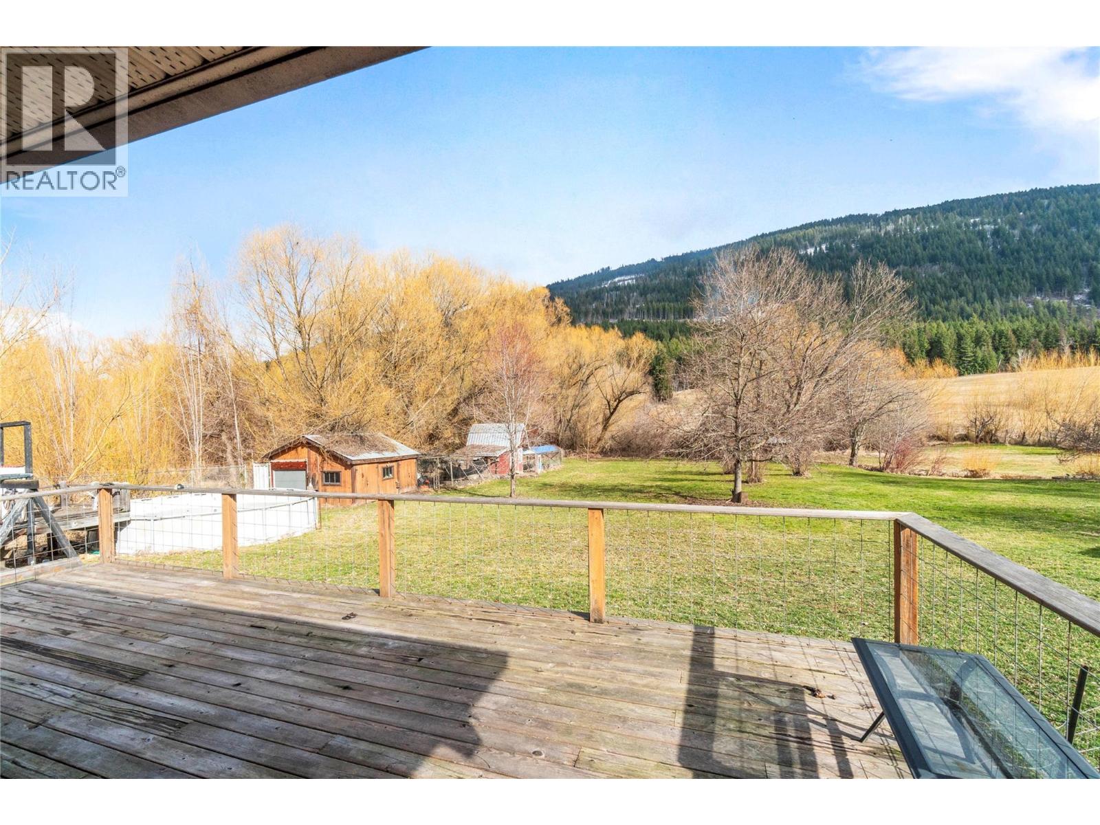  3960 50 Street Northeast, Salmon Arm