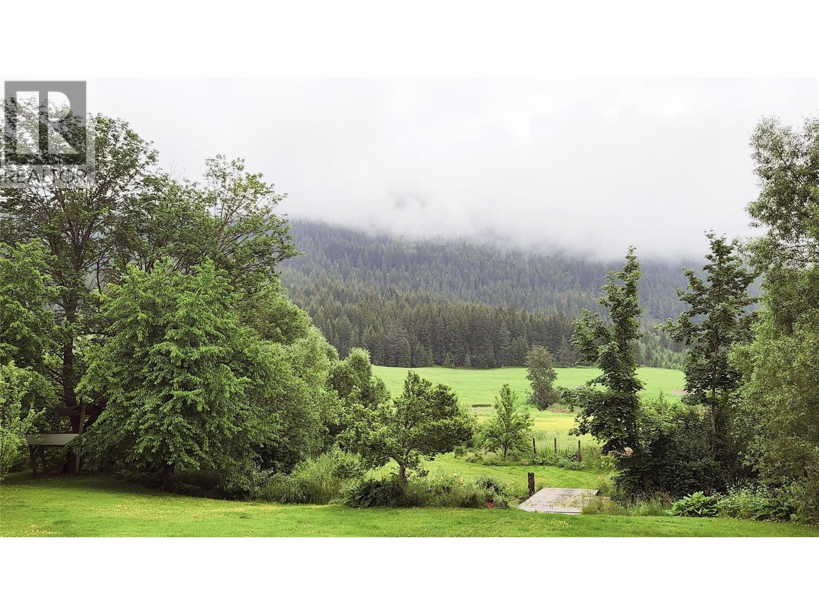  3960 50 Street Northeast, Salmon Arm