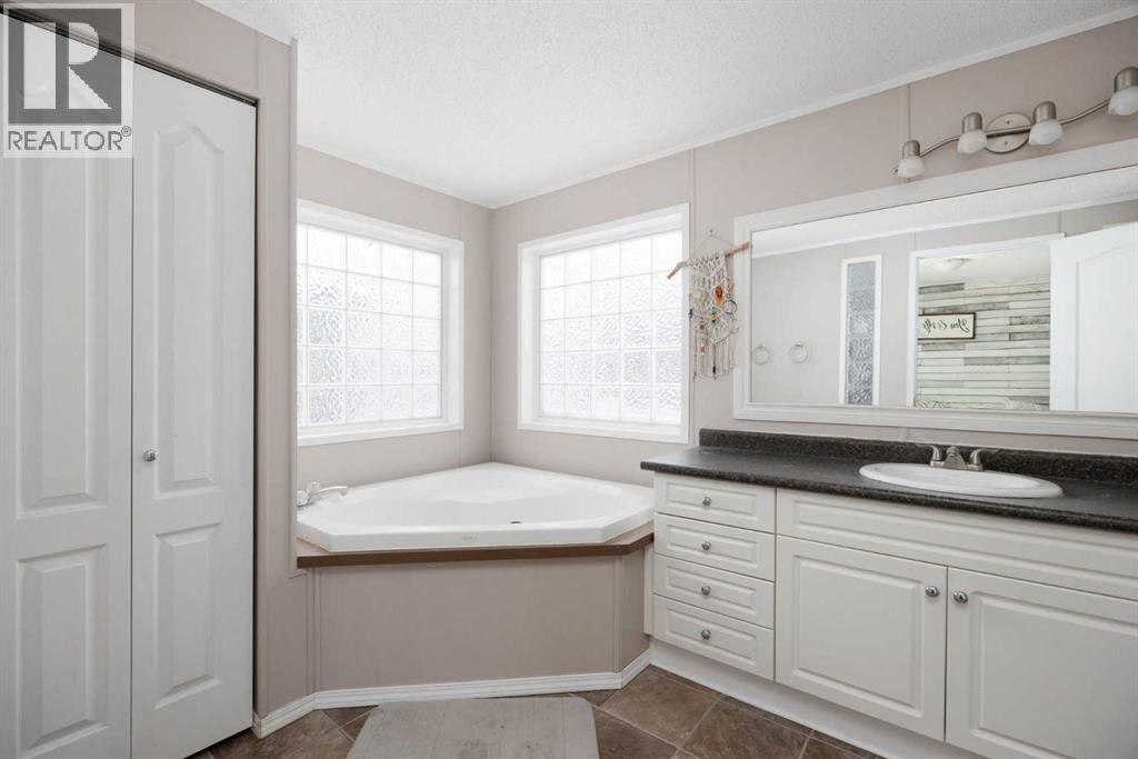 488 Harpe Way, Fort McMurray