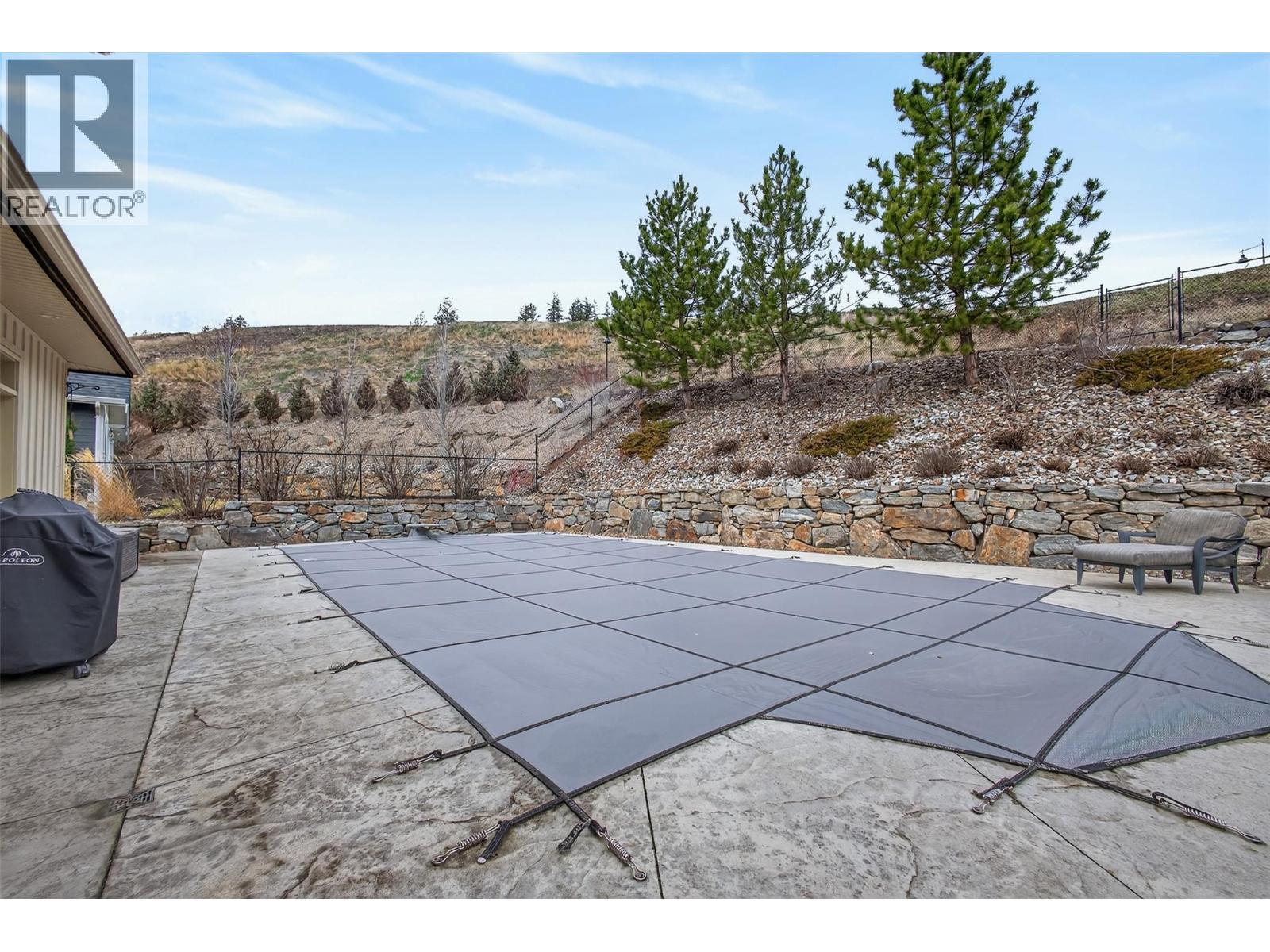 1996 Twin Ridge Court, Kelowna