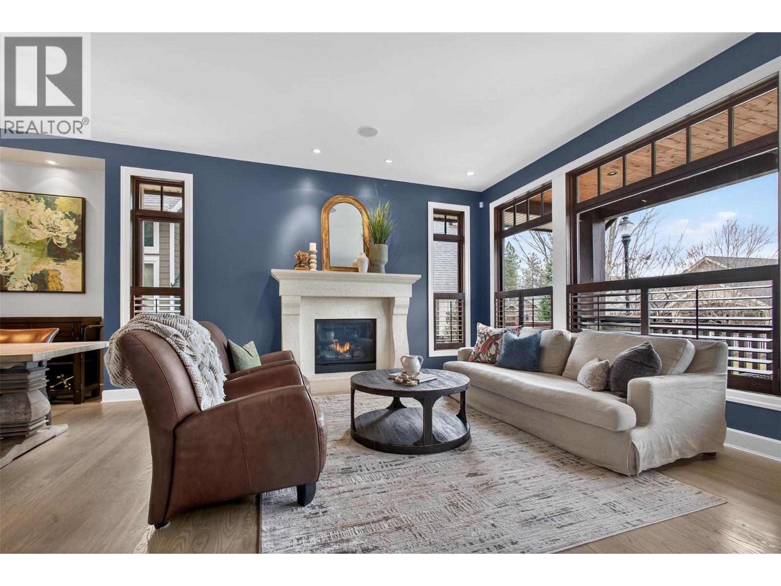 1996 Twin Ridge Court, Kelowna